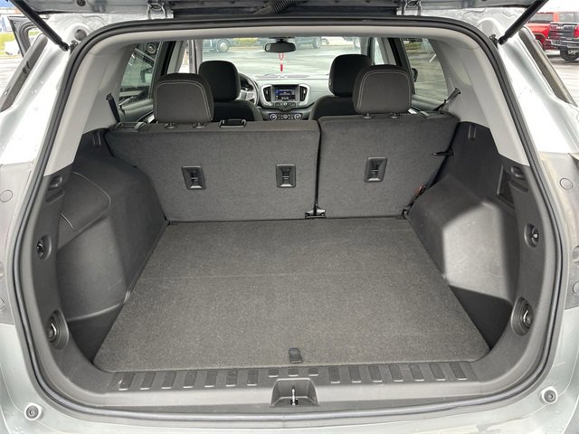 Used 2023 GMC Terrain SLE w/ Driver Convenience Package image 22