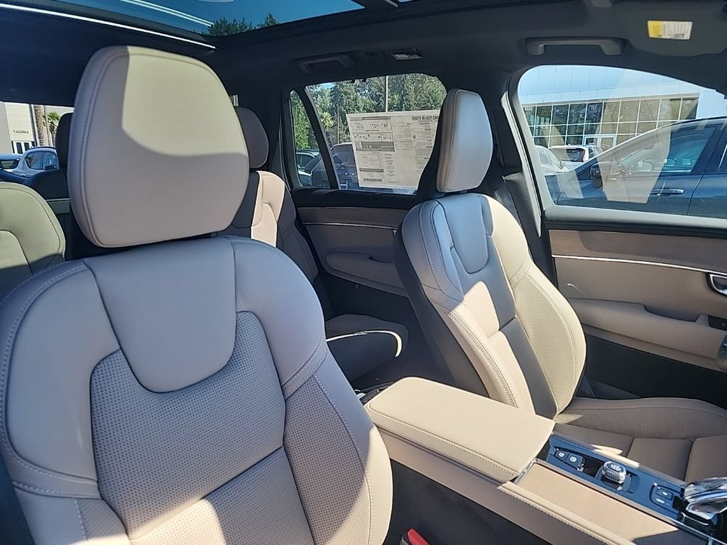 New 2026 Volvo XC90 T8 Ultra w/ Protection Package AWD/4WD image 21