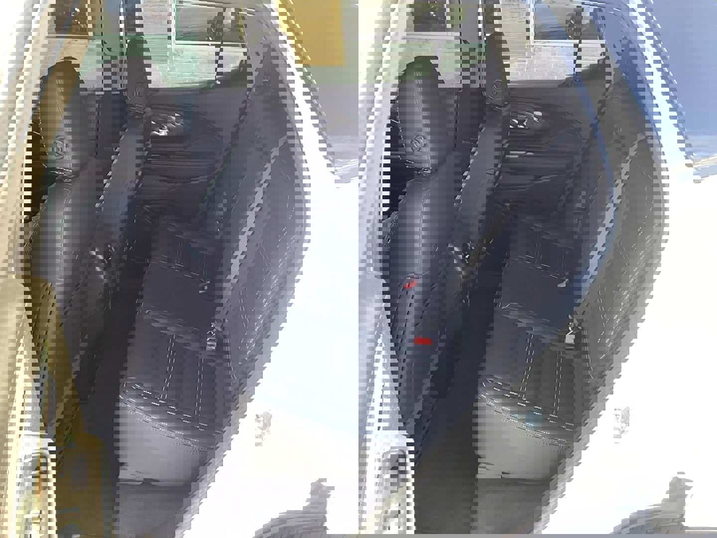 Used 2023 GMC Terrain Denali image 8