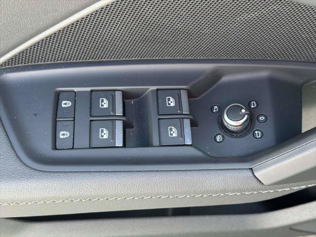 Used 2024 Audi A3 2.0T Premium w/ Convenience Package FWD image 15