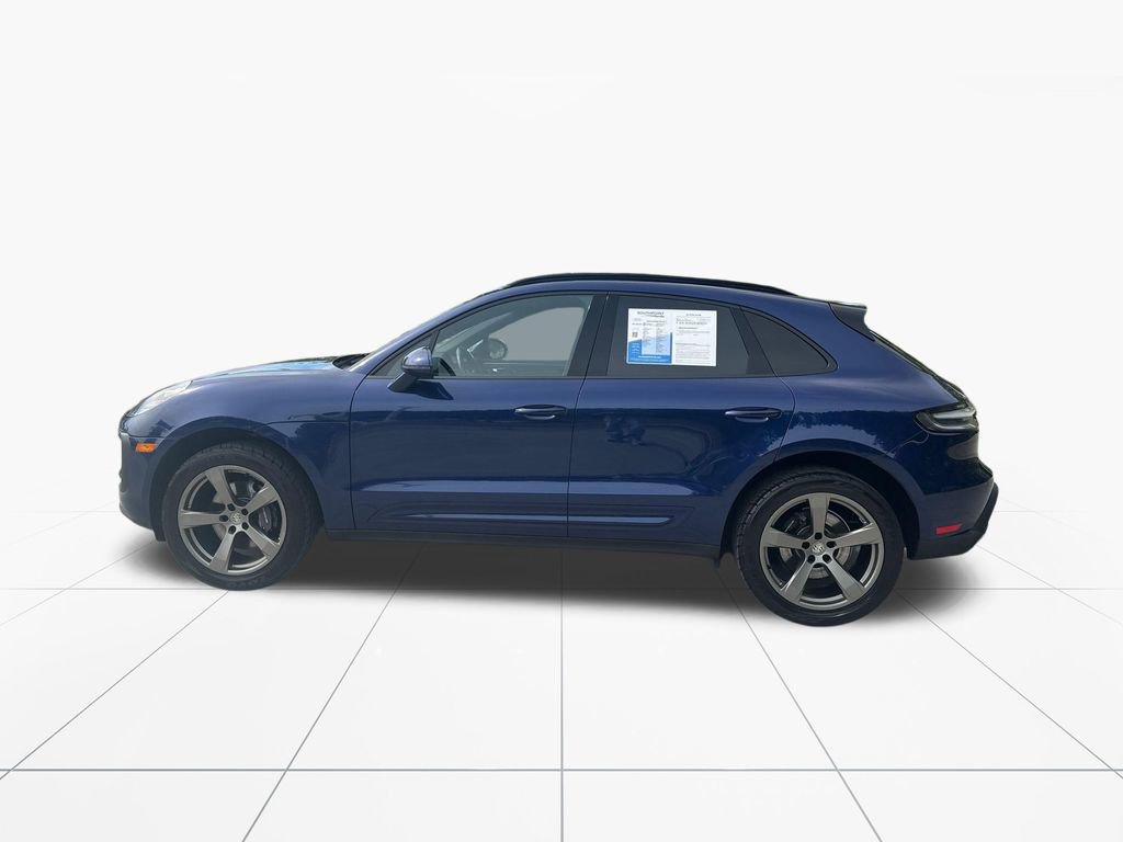 Used 2023 Porsche Macan Turbo video 5