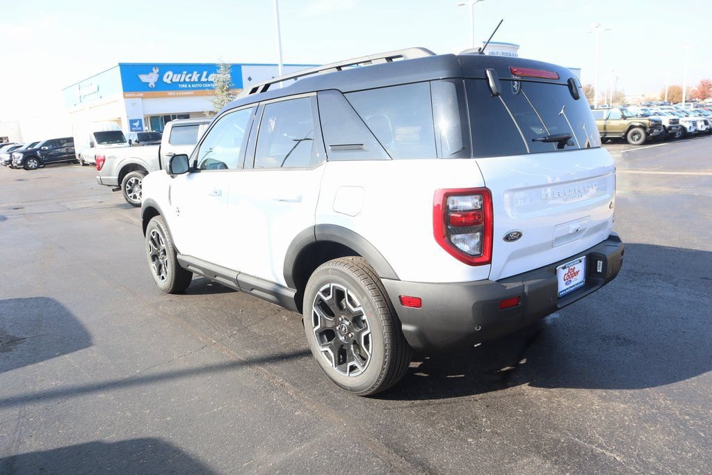 New 2025 Ford Bronco Sport Outer Banks w/ Outer Banks Tech Package+ AWD/4WD image 23