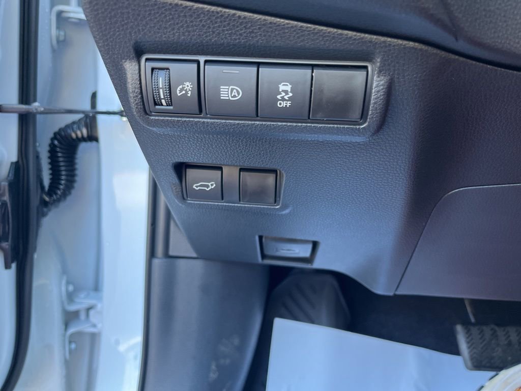 Certified 2026 Toyota Corolla Cross XLE w/ Convenience Package AWD/4WD image 19