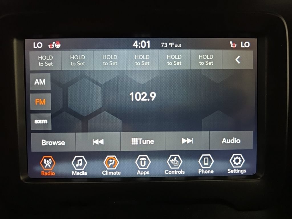 Used 2021 Jeep Renegade Latitude w/ Convenience Group AWD/4WD image 32