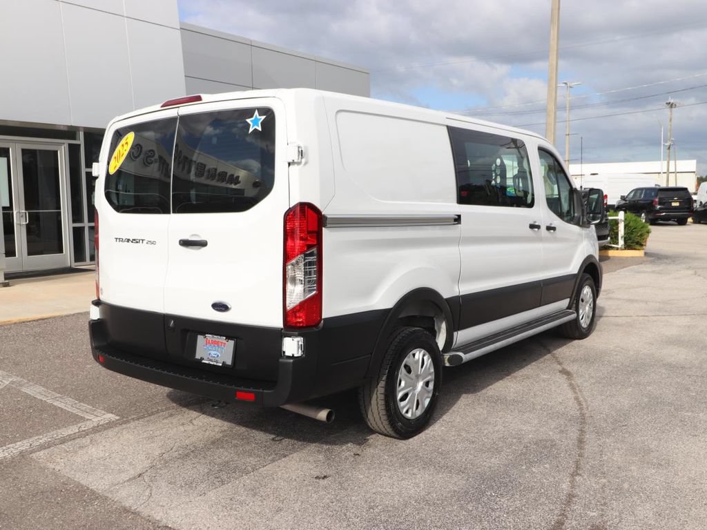 Used 2025 Ford Transit 250 Low Roof w/ Exterior Upgrade Package RWD image 15