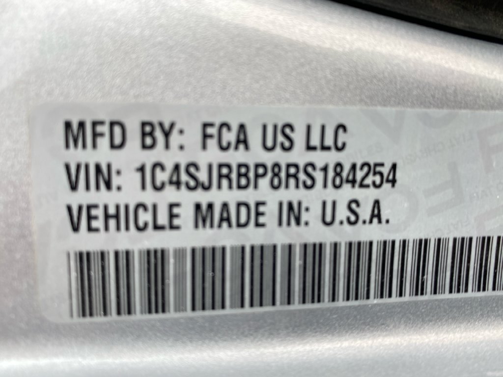 Used 2024 Jeep Wagoneer L Series II w/ Flexible Seating Group RWD image 33