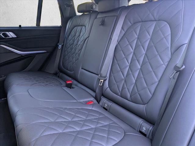 New 2026 BMW X5 xDrive50e w/ Executive Package image 17