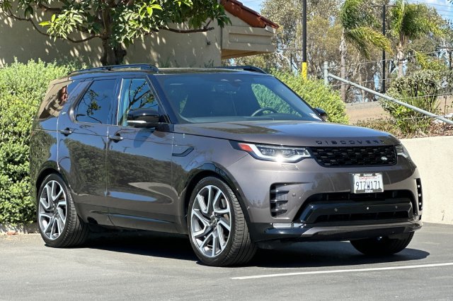 Certified 2025 Land Rover Discovery Dynamic SE AWD/4WD image 7