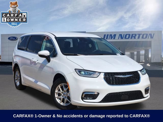 Used 2023 Chrysler Pacifica Touring-L