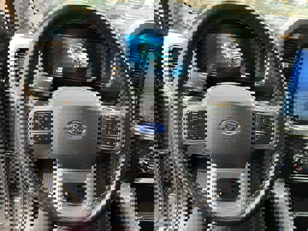 Used 2021 Ford F150 Lariat image 18