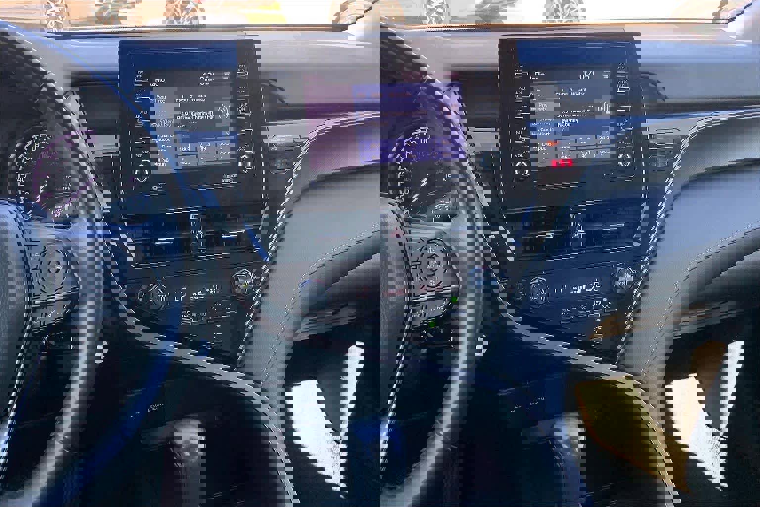 Used 2024 Toyota Camry SE FWD image 7