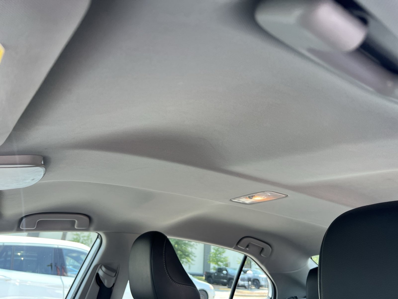 Used 2022 Toyota Camry SE FWD image 19