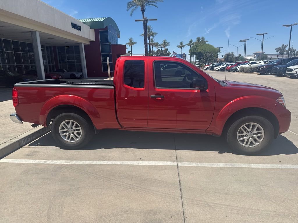 Used 2017 Nissan Frontier SV w/ SV Value Truck Package RWD image 4