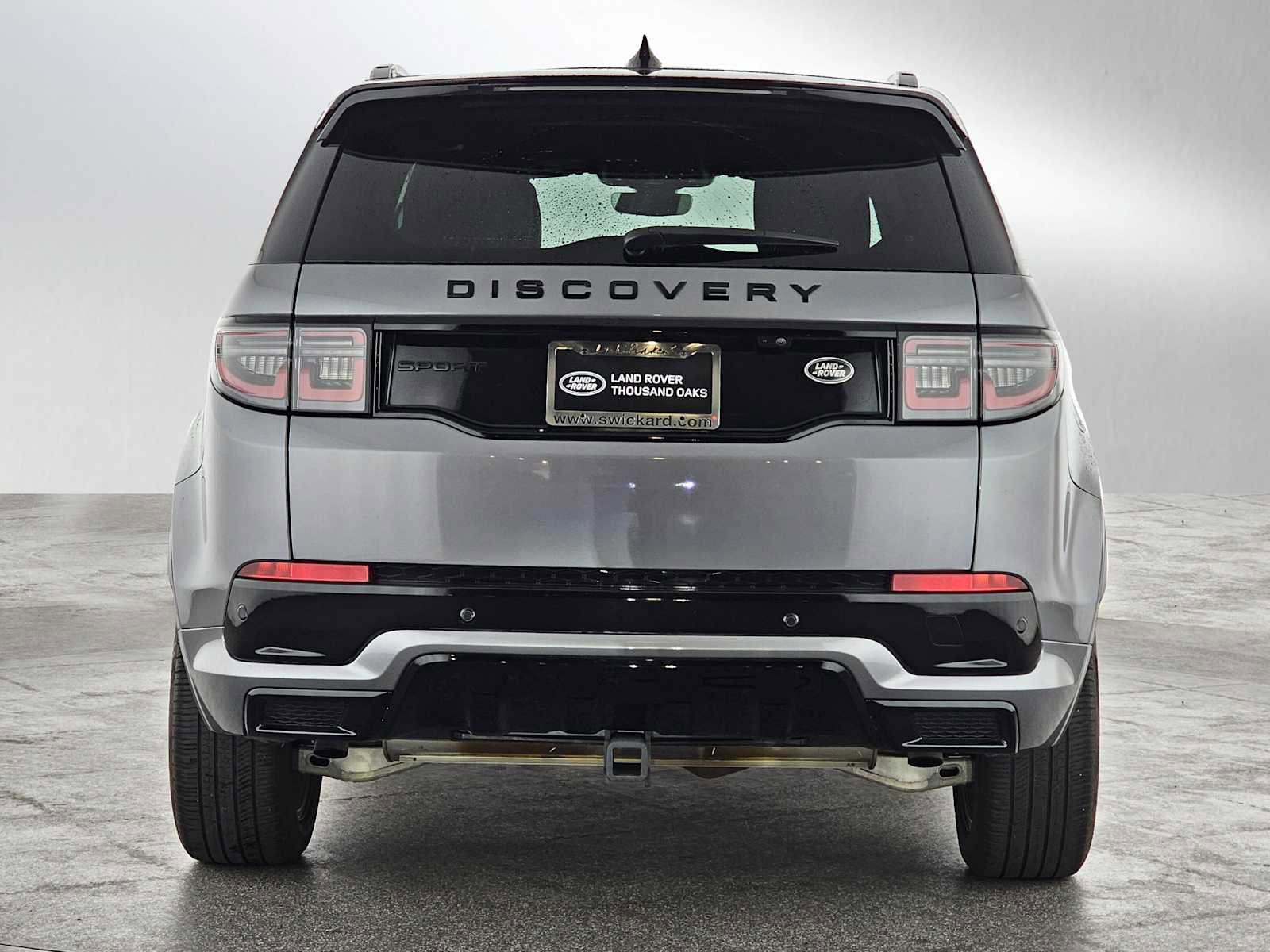 Used 2023 Land Rover Discovery Sport SE R-Dynamic image 4