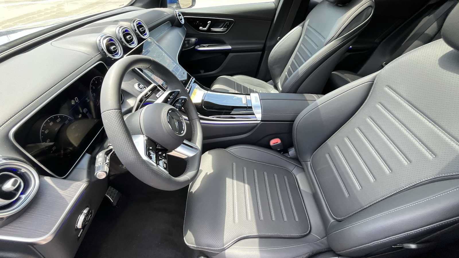 New 2026 Mercedes-Benz GLC 300 4MATIC image 14