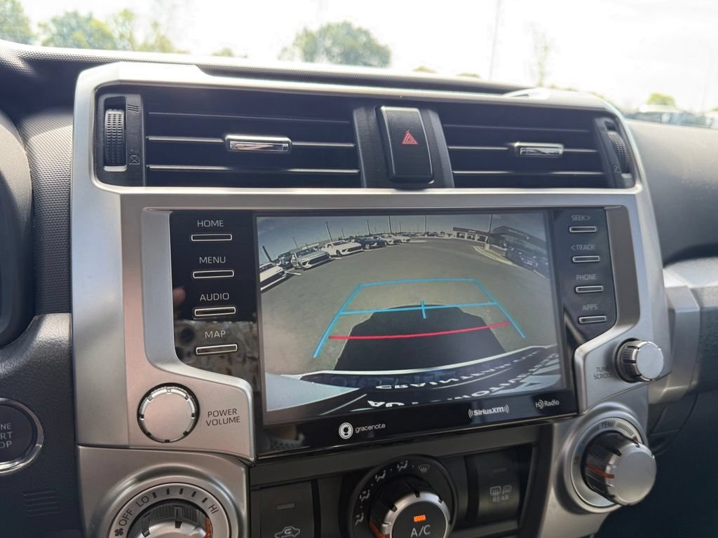 Used 2020 Toyota 4Runner SR5 Premium AWD/4WD image 17