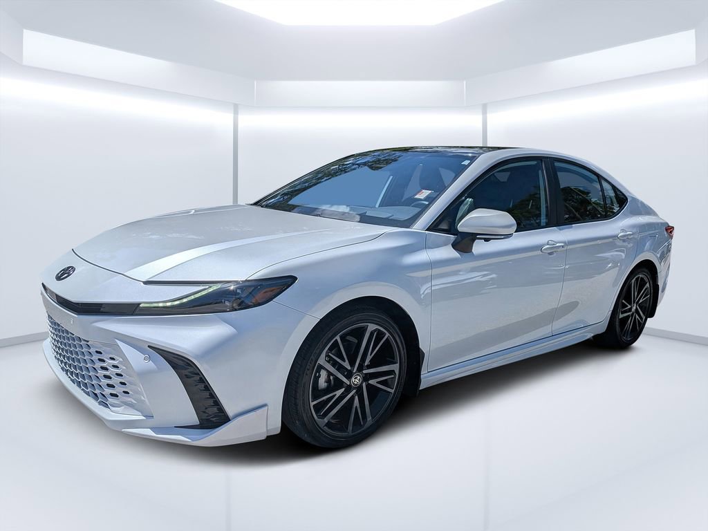 Used 2025 Toyota Camry XSE w/ Premium Plus Package FWD image 7