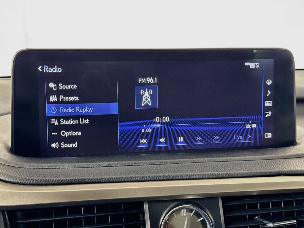 Used 2022 Lexus RX 450h AWD w/ Premium Package image 38