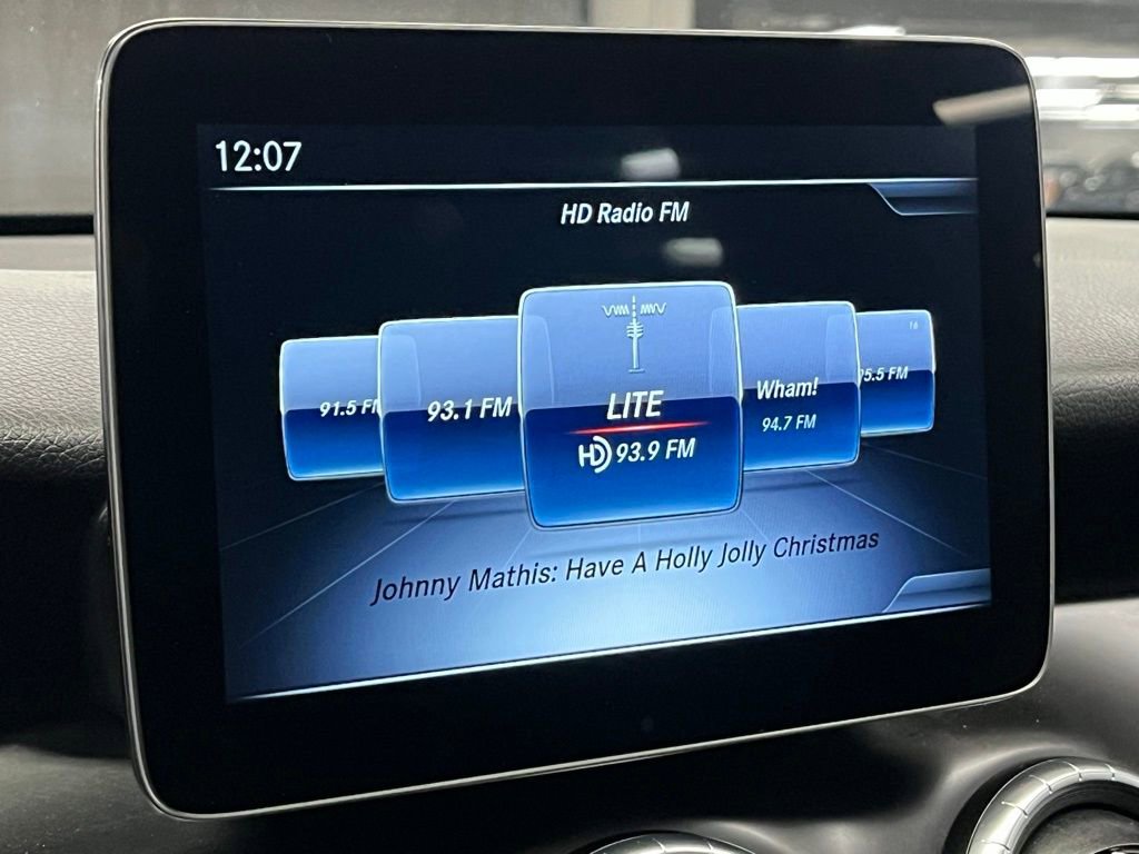 Used 2018 Mercedes-Benz CLA 250 4MATIC image 24