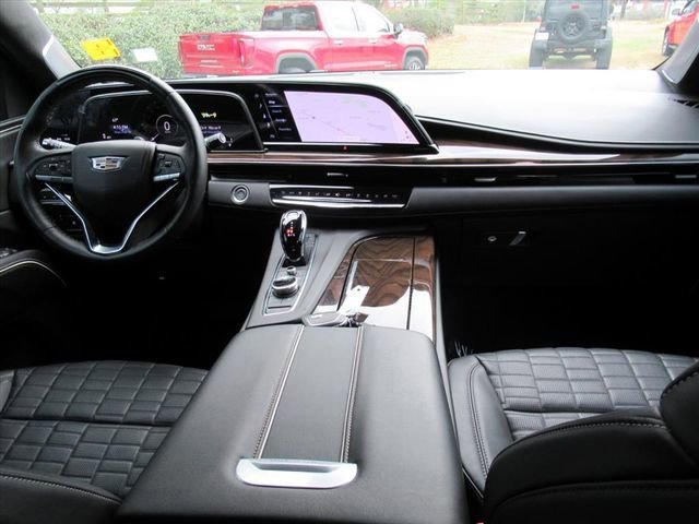 Certified 2024 Cadillac Escalade Sport Platinum w/ LPO, ONYX Package AWD/4WD image 14
