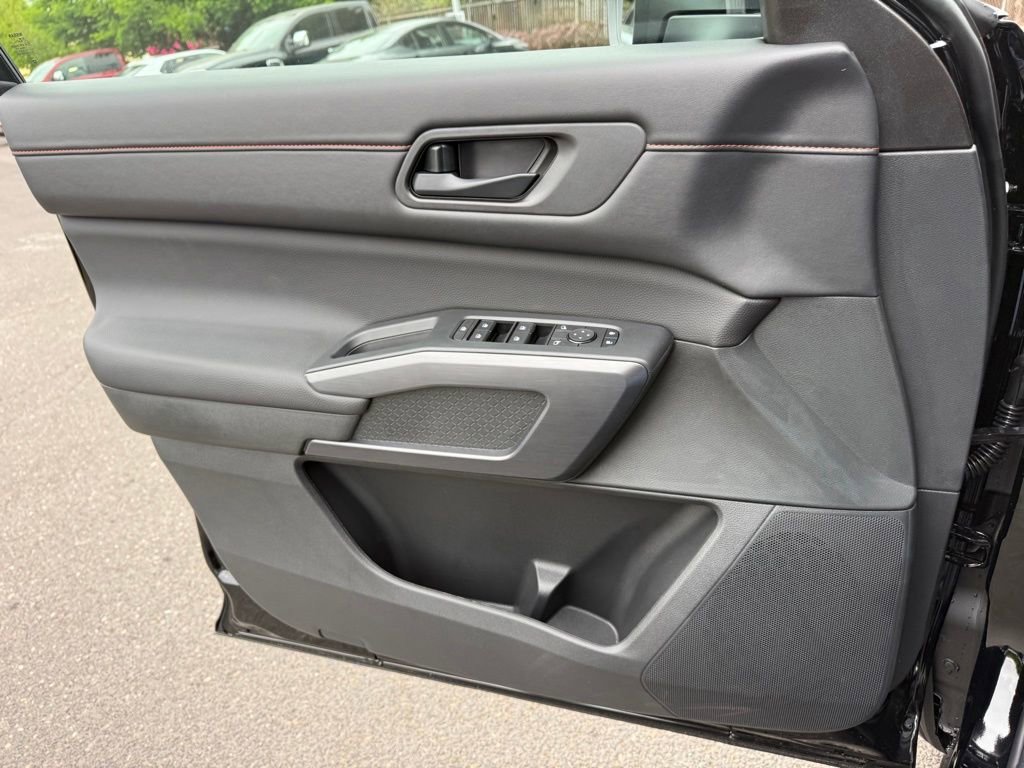 New 2026 Nissan Pathfinder Rock Creek AWD/4WD image 19