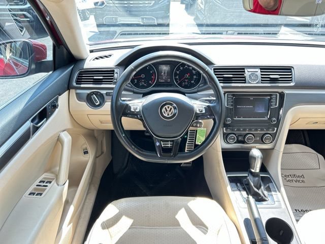 Used 2017 Volkswagen Passat 1.8T R-Line FWD image 22