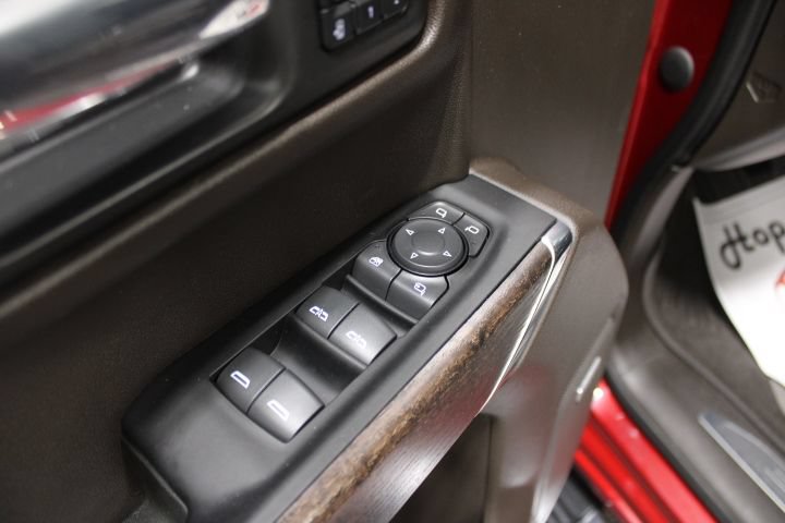Used 2022 GMC Sierra 1500 Denali w/ Driver Alert Package II AWD/4WD image 20