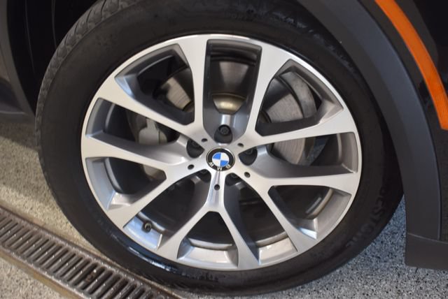 Used 2019 BMW X5 xDrive40i w/ Convenience Package AWD/4WD image 30