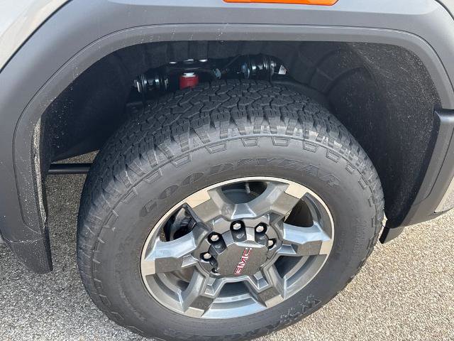 New 2026 GMC Sierra 2500 SLT image 6