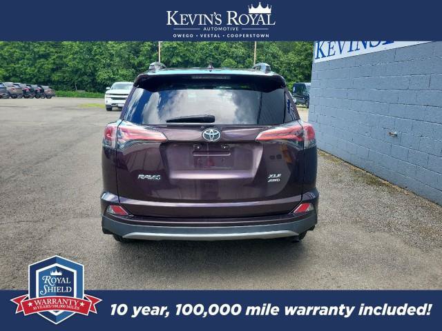 Used 2018 Toyota RAV4 XLE w/ Plus Extra Value Package AWD/4WD image 7