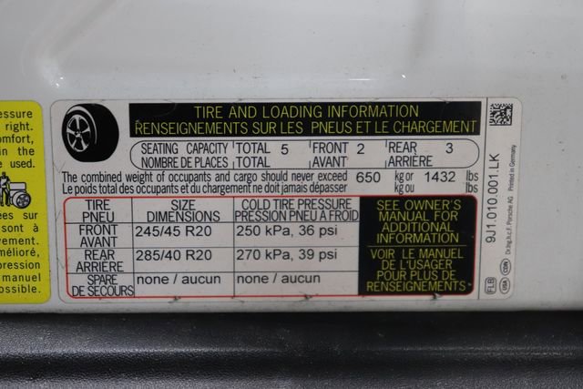 Used 2021 Porsche Taycan RWD image 31