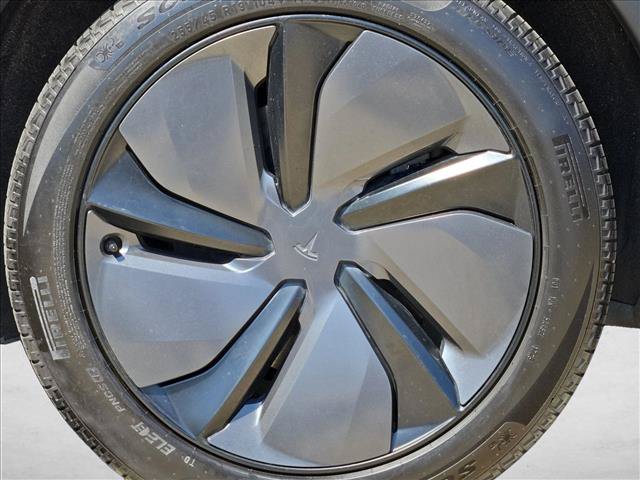 Used 2026 Tesla Model Y AWD image 24