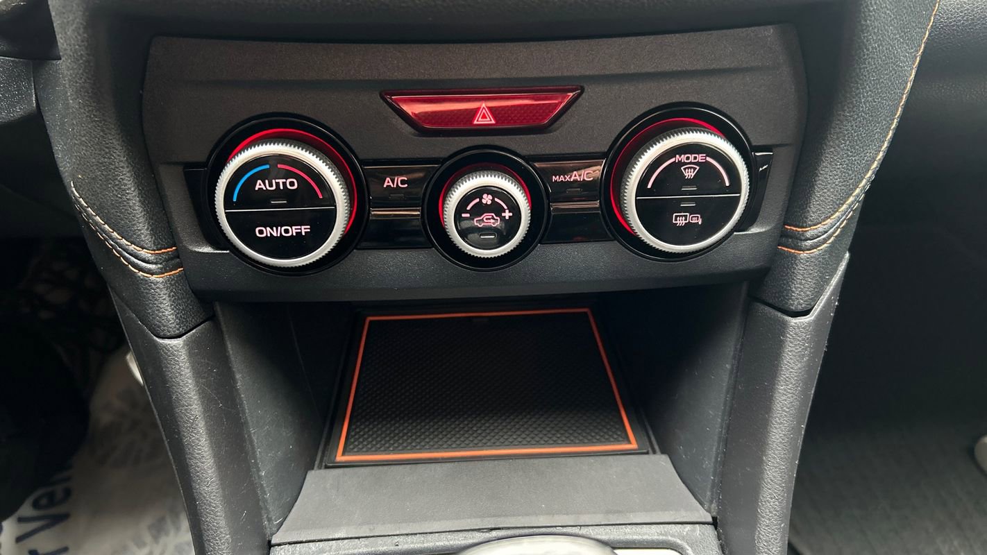 Used 2020 Subaru Crosstrek 2.0i Limited w/ Moonroof Package w/Navigation image 30