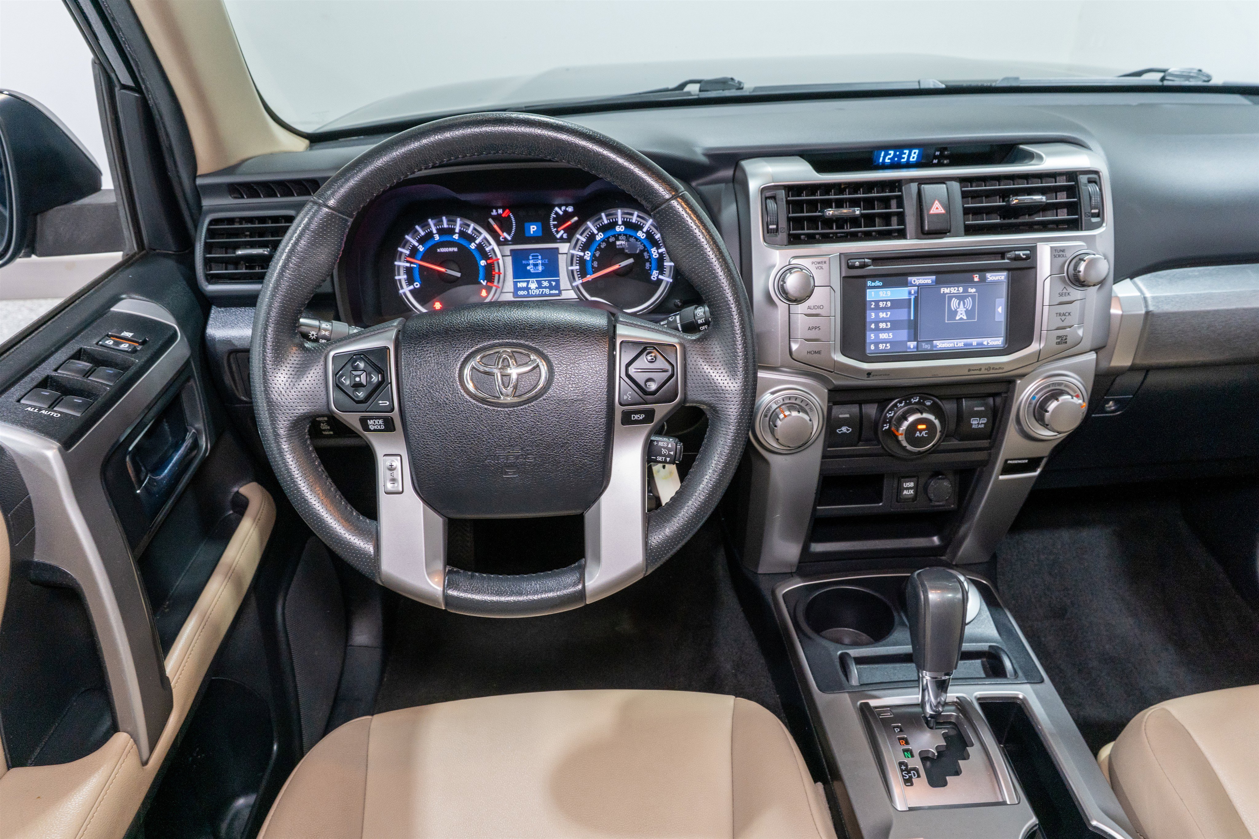Used 2019 Toyota 4Runner SR5 Premium image 11