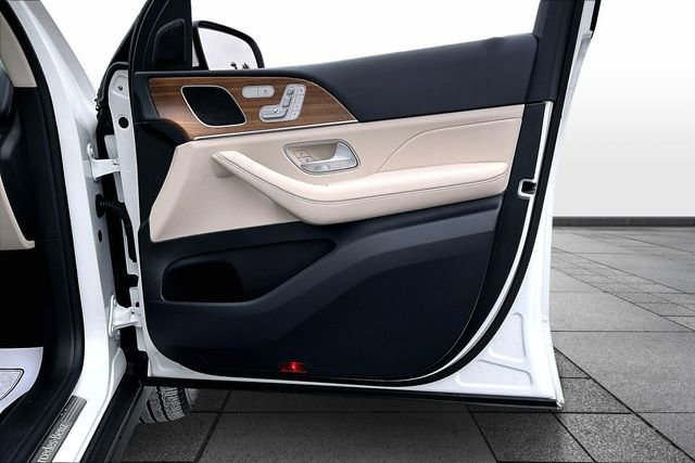 Used 2025 Mercedes-Benz GLE 350 4MATIC image 31