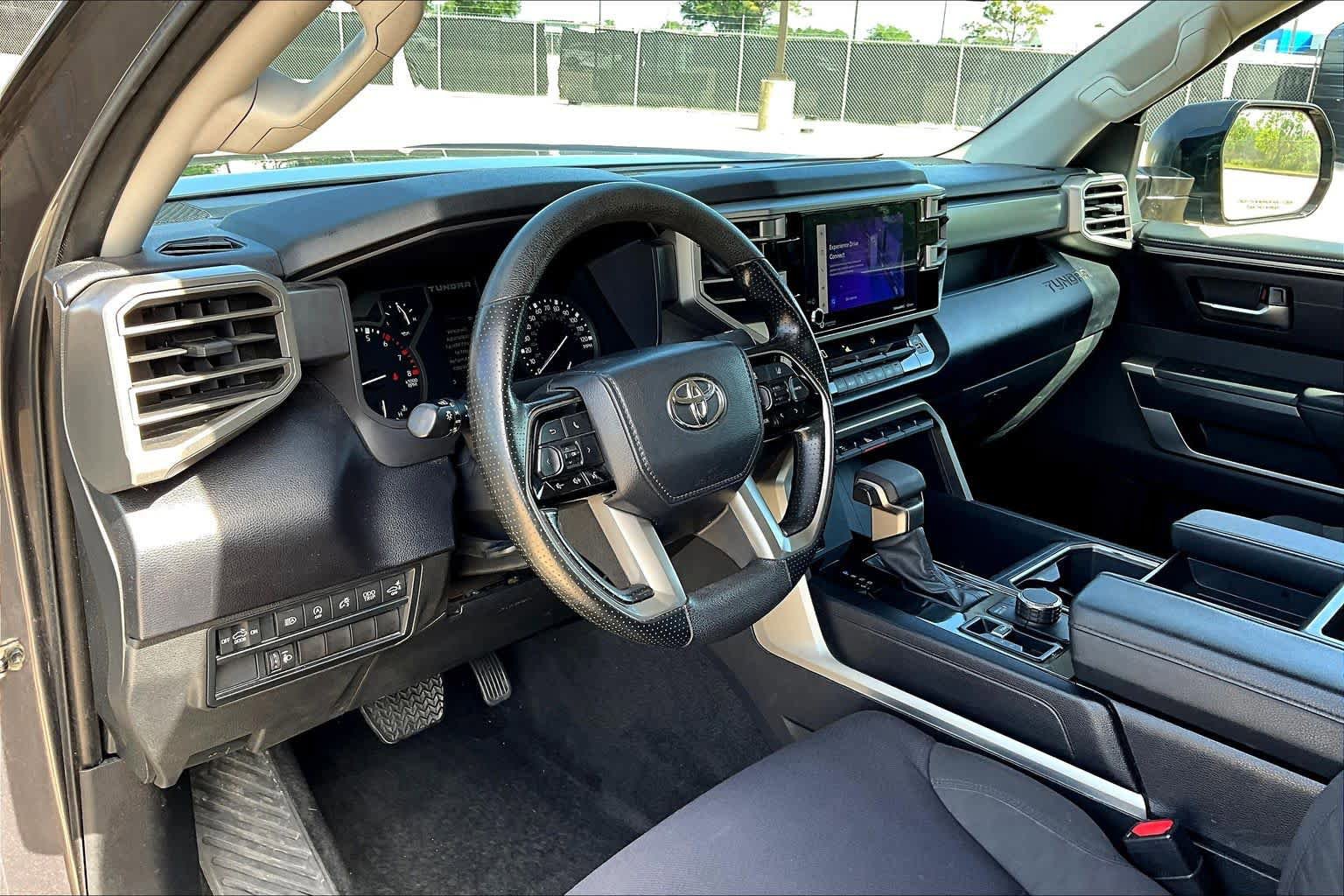 Used 2023 Toyota Tundra SR5 w/ SR5 Convenience Package AWD/4WD image 18