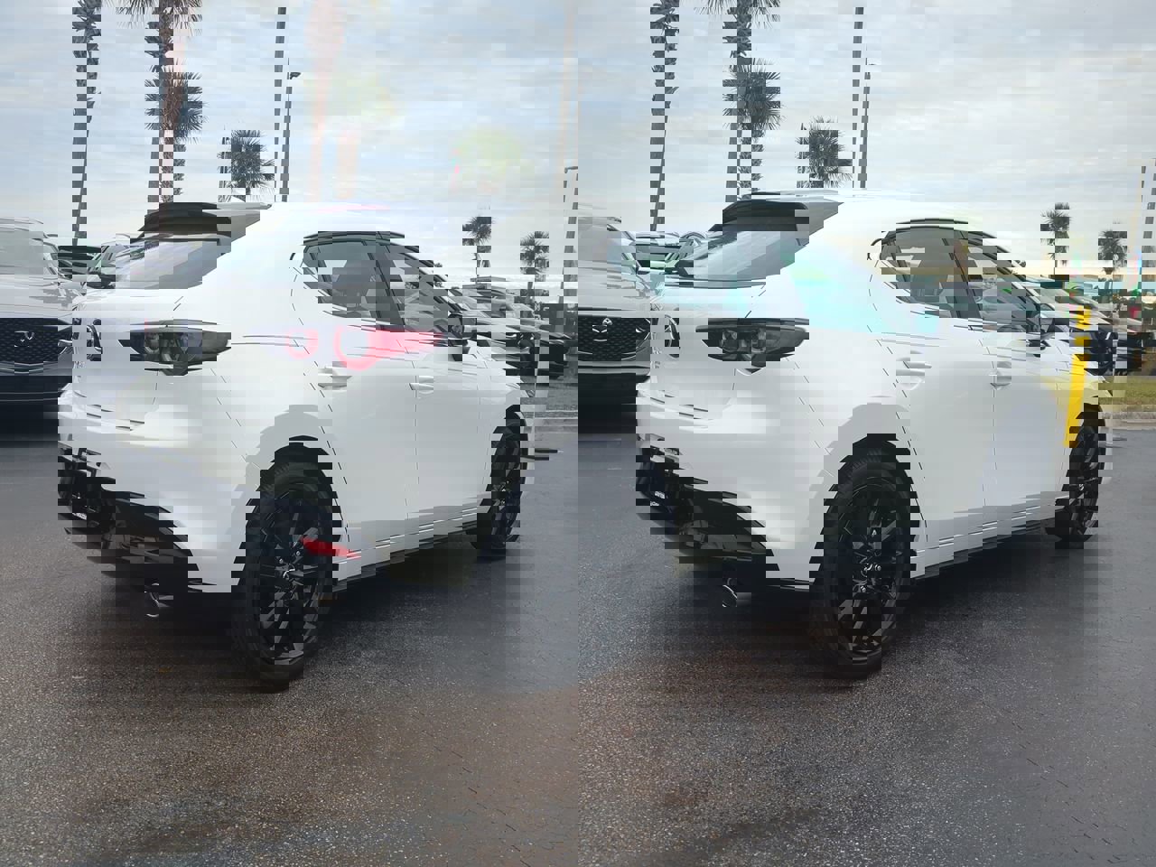 New 2026 MAZDA MAZDA3 2.5 S Hatchback w/ Premium Pkg image 4