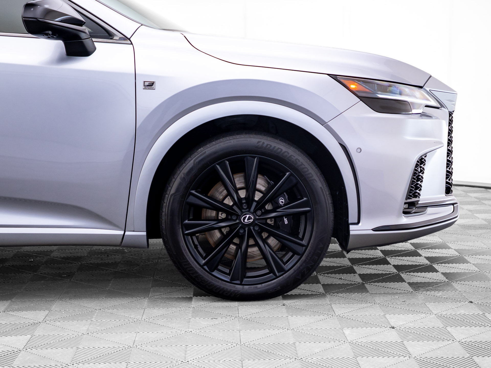 Used 2024 Lexus RX 500h F Sport w/ Convenience Package AWD/4WD image 42