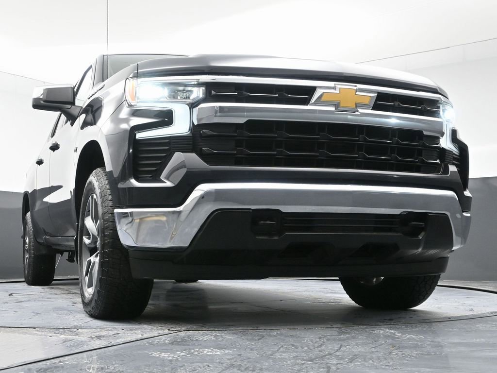 Used 2024 Chevrolet Silverado 1500 LT image 50