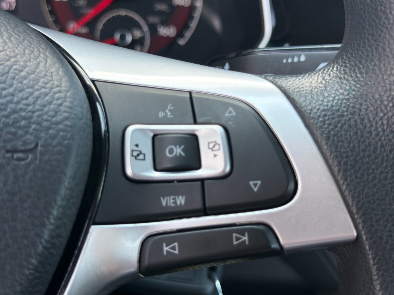 Used 2019 Volkswagen Jetta S w/ Driver Assistance Package FWD image 28