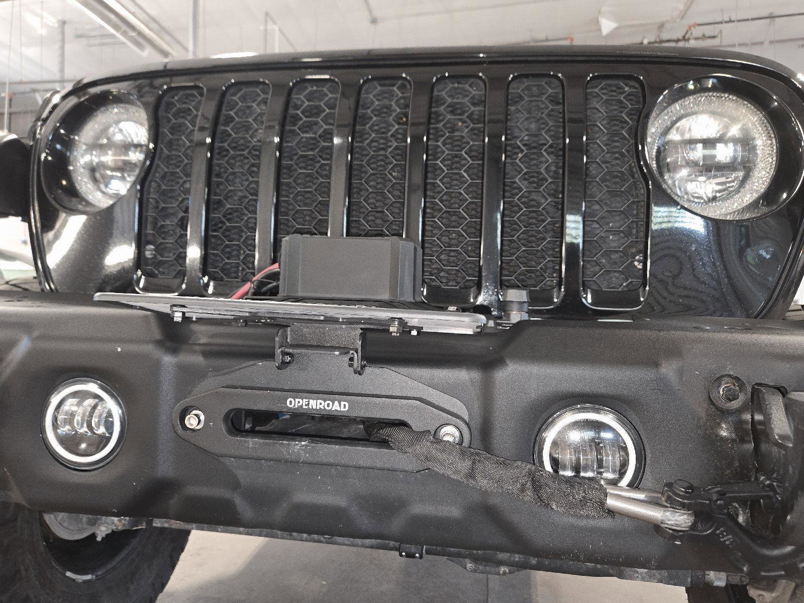 Used 2021 Jeep Gladiator Willys AWD/4WD image 39