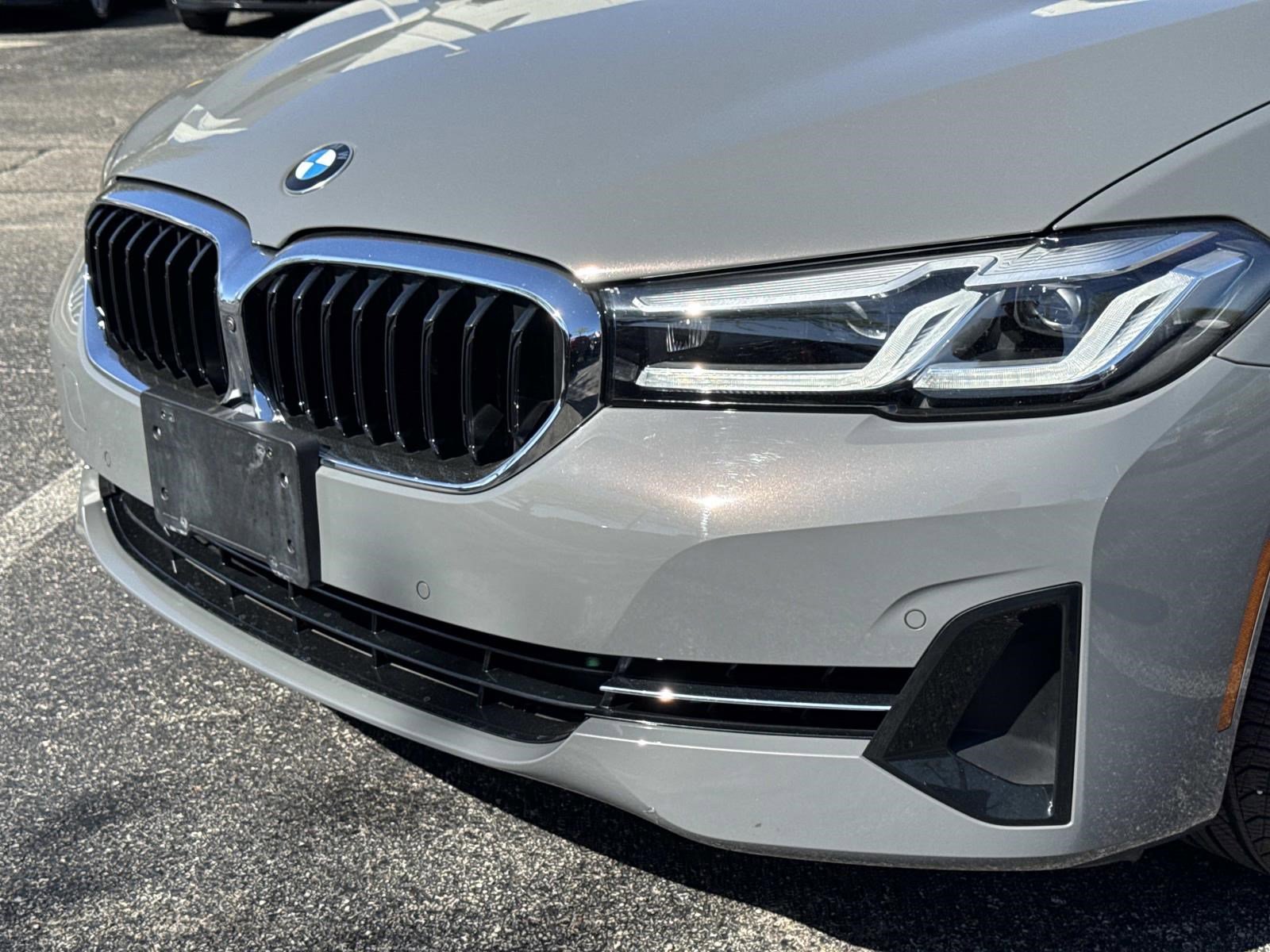 Used 2021 BMW 530i xDrive w/ Convenience Package AWD/4WD image 10