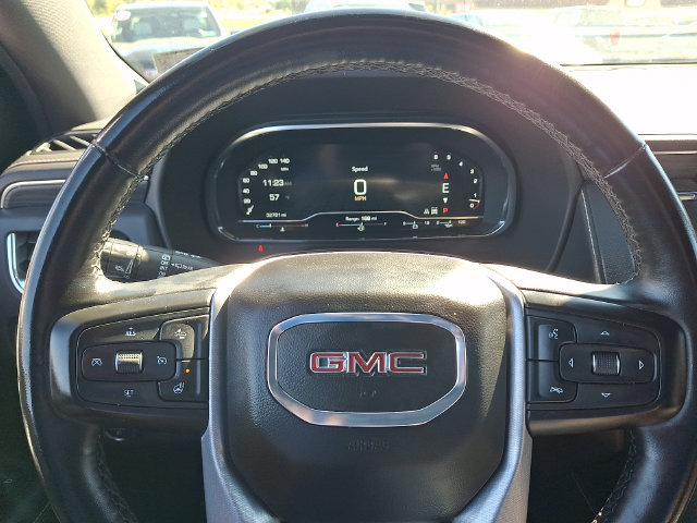 Certified 2024 GMC Yukon SLT w/ SLT Luxury Package AWD/4WD image 20