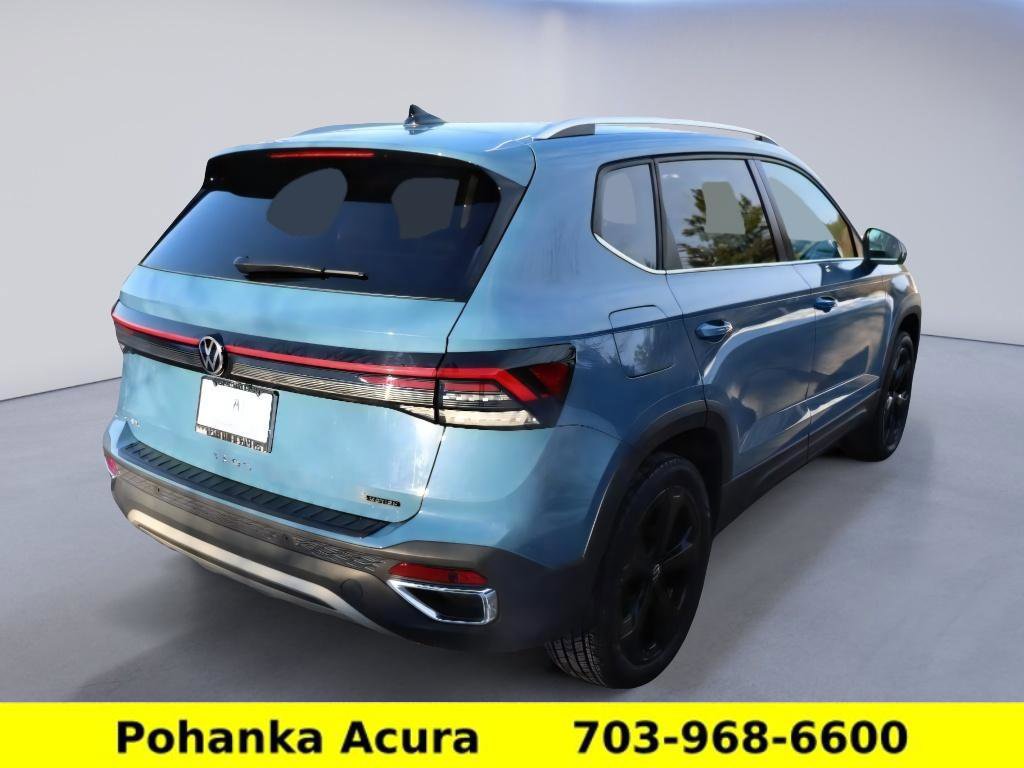 Used 2025 Volkswagen Taos SEL AWD/4WD image 7