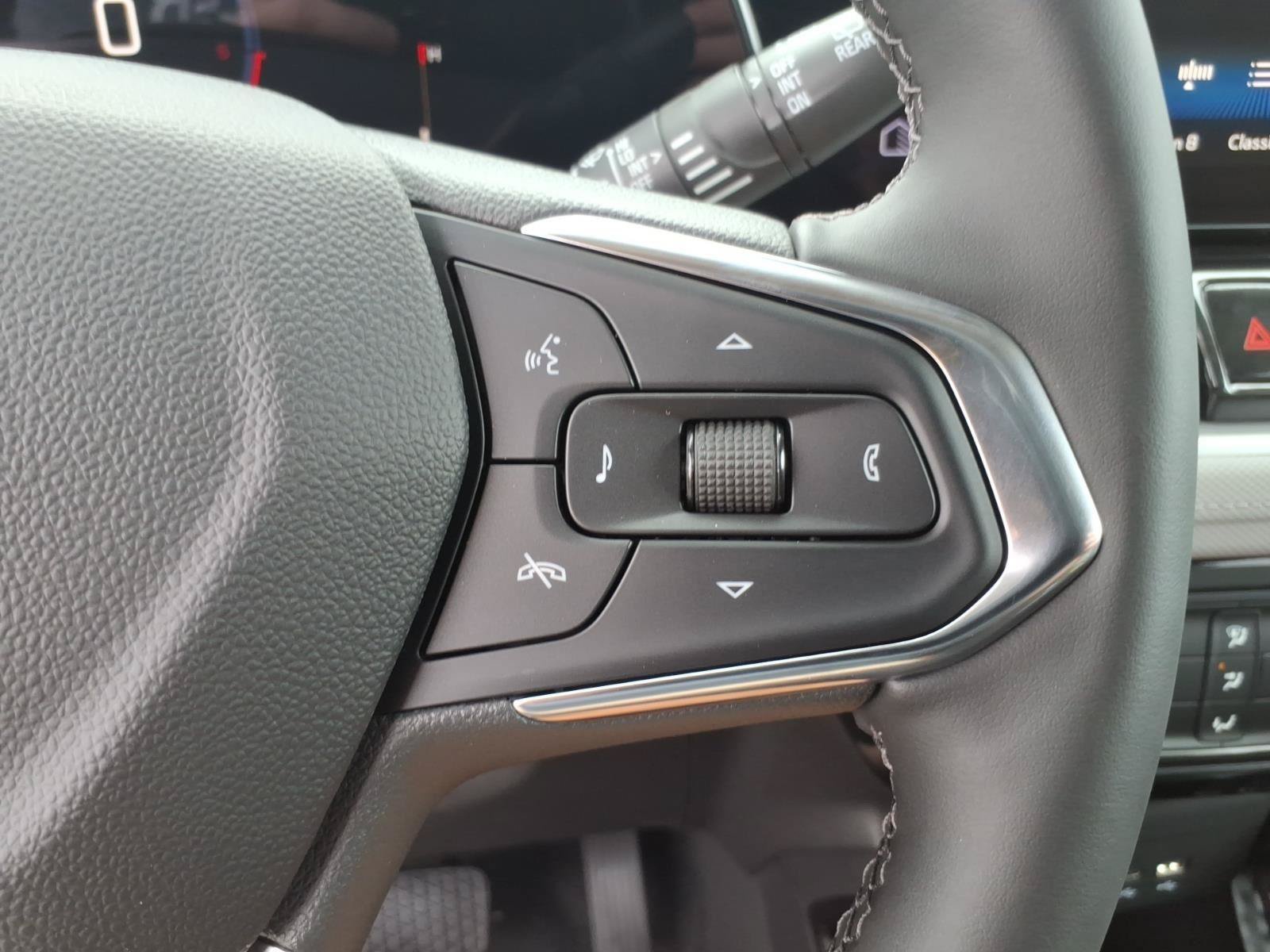 New 2026 Chevrolet TrailBlazer LT w/ LT Cold Weather Package FWD image 20