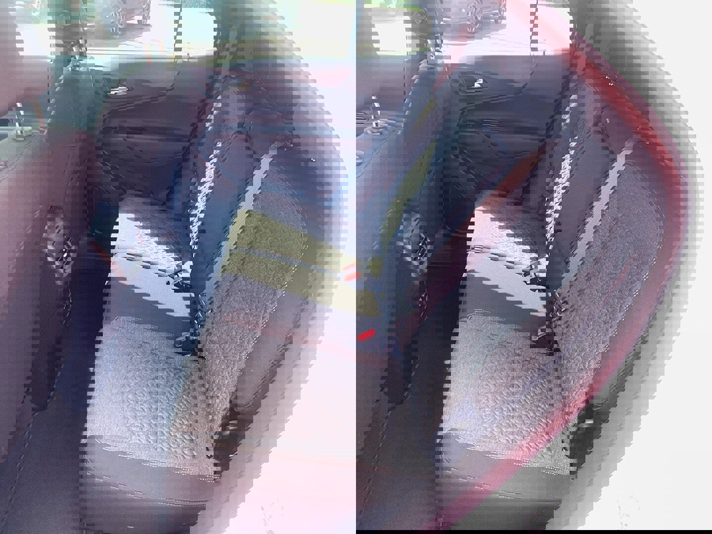 Used 2022 Chevrolet Equinox LT image 9