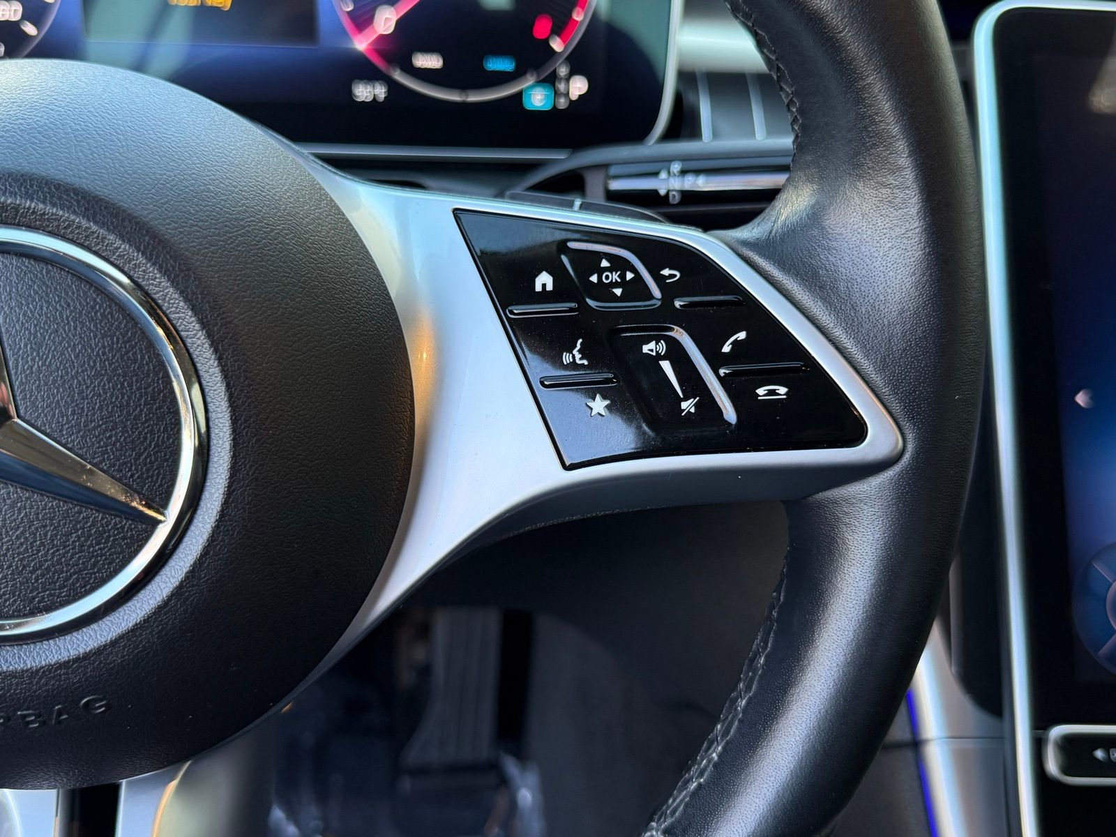 Used 2023 Mercedes-Benz C 300 C 300 image 27