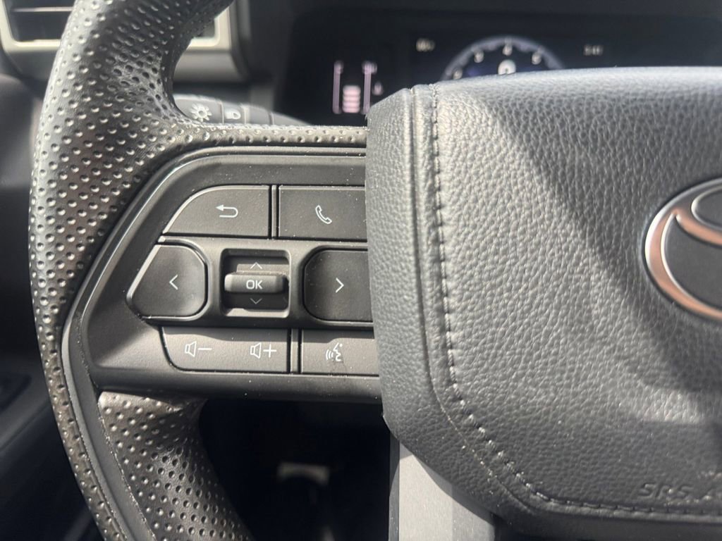 Used 2024 Toyota Tacoma SR5 RWD image 21