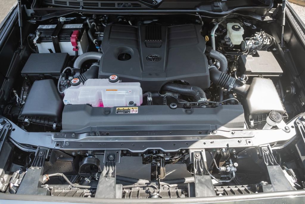 New 2026 Toyota Tundra Platinum AWD/4WD image 20