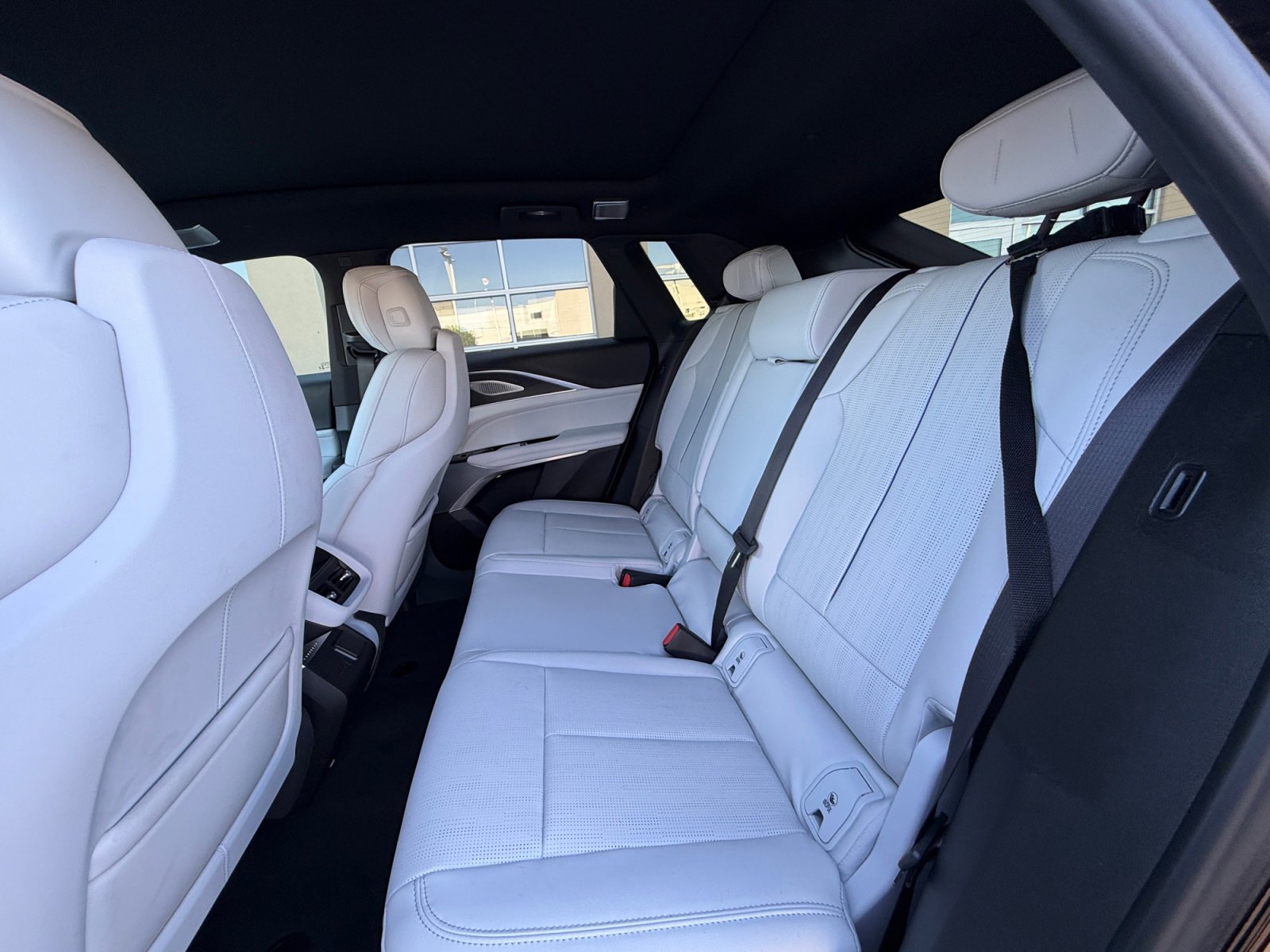 Used 2026 Cadillac Lyriq Premium Sport AWD/4WD image 17